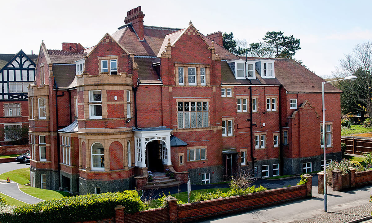 Earlscliffe (represented by Dukes Education) Earlscliffe (represented by Dukes Education)